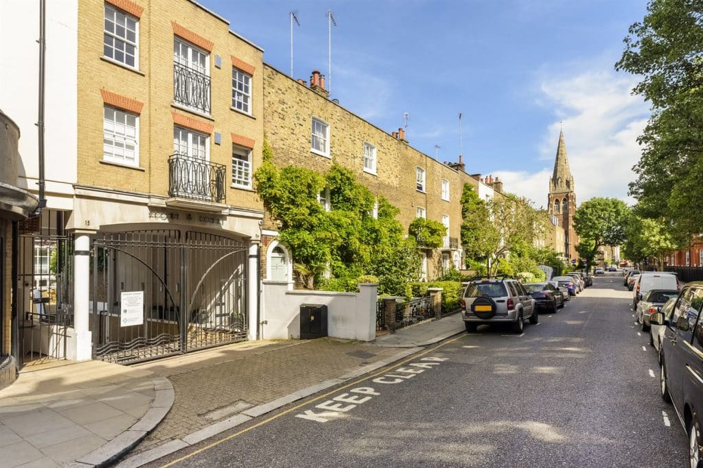 Peony Court, SW10